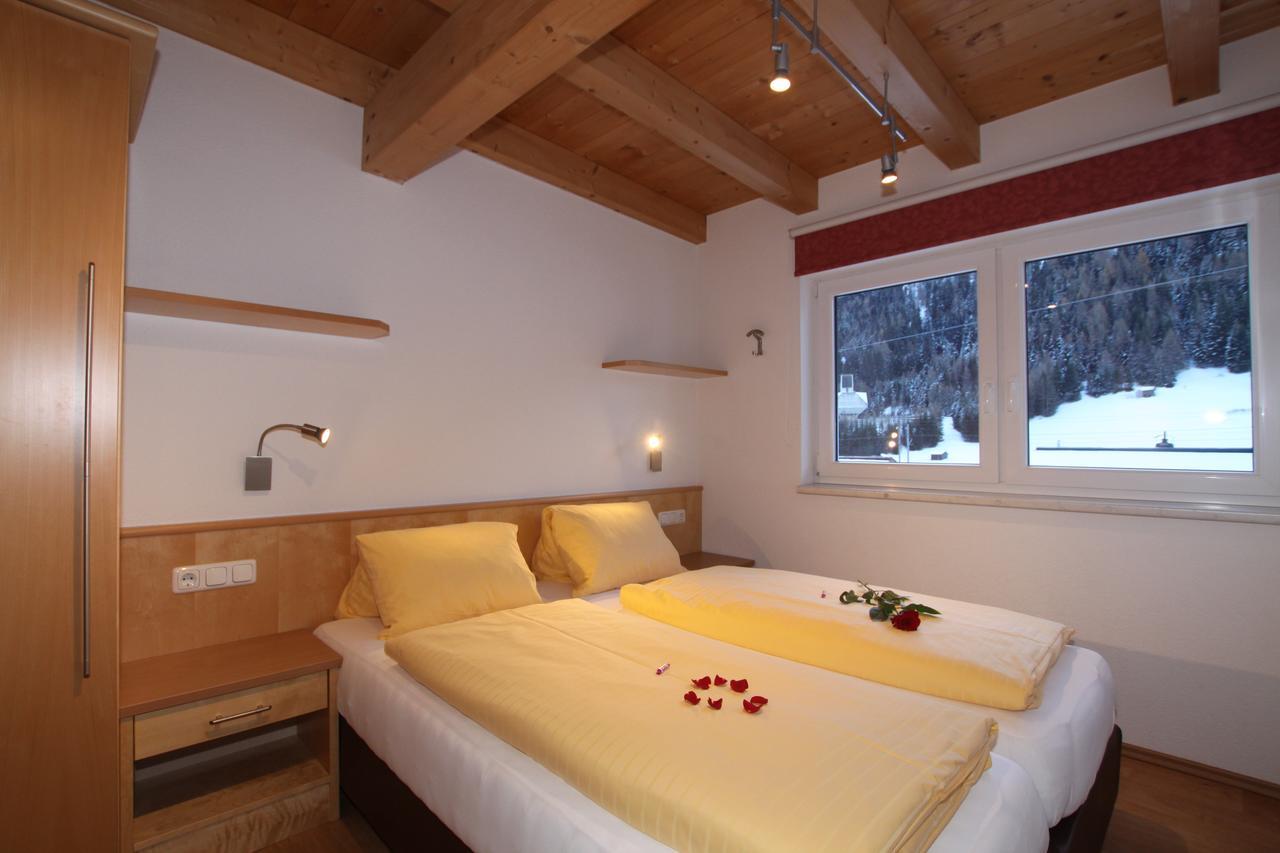 סן אנטון Gaestehaus Alpina מראה חיצוני תמונה