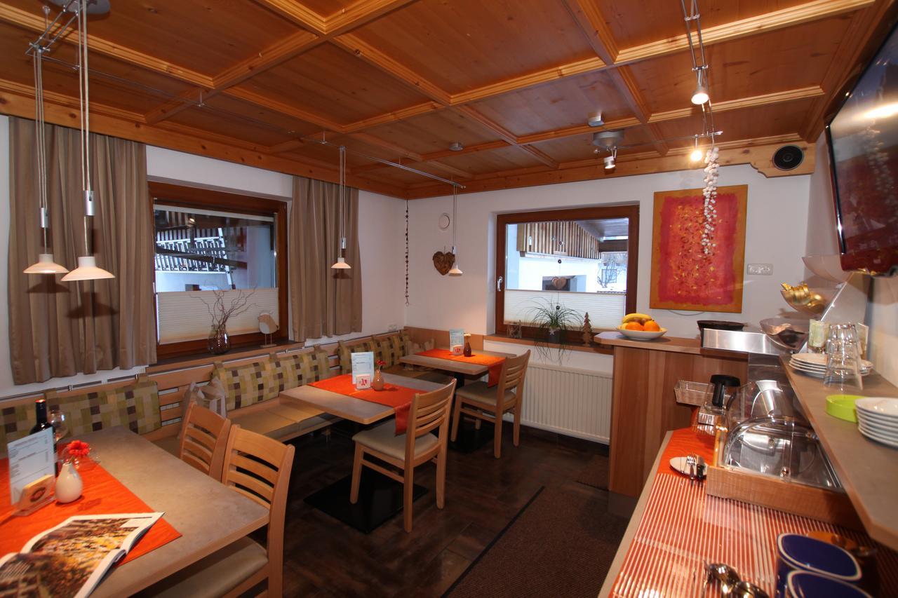 סן אנטון Gaestehaus Alpina מראה חיצוני תמונה