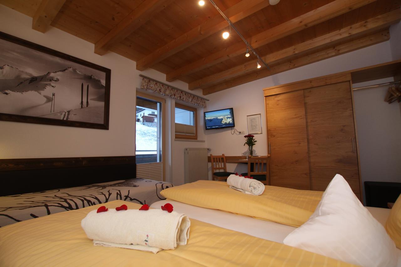 סן אנטון Gaestehaus Alpina מראה חיצוני תמונה