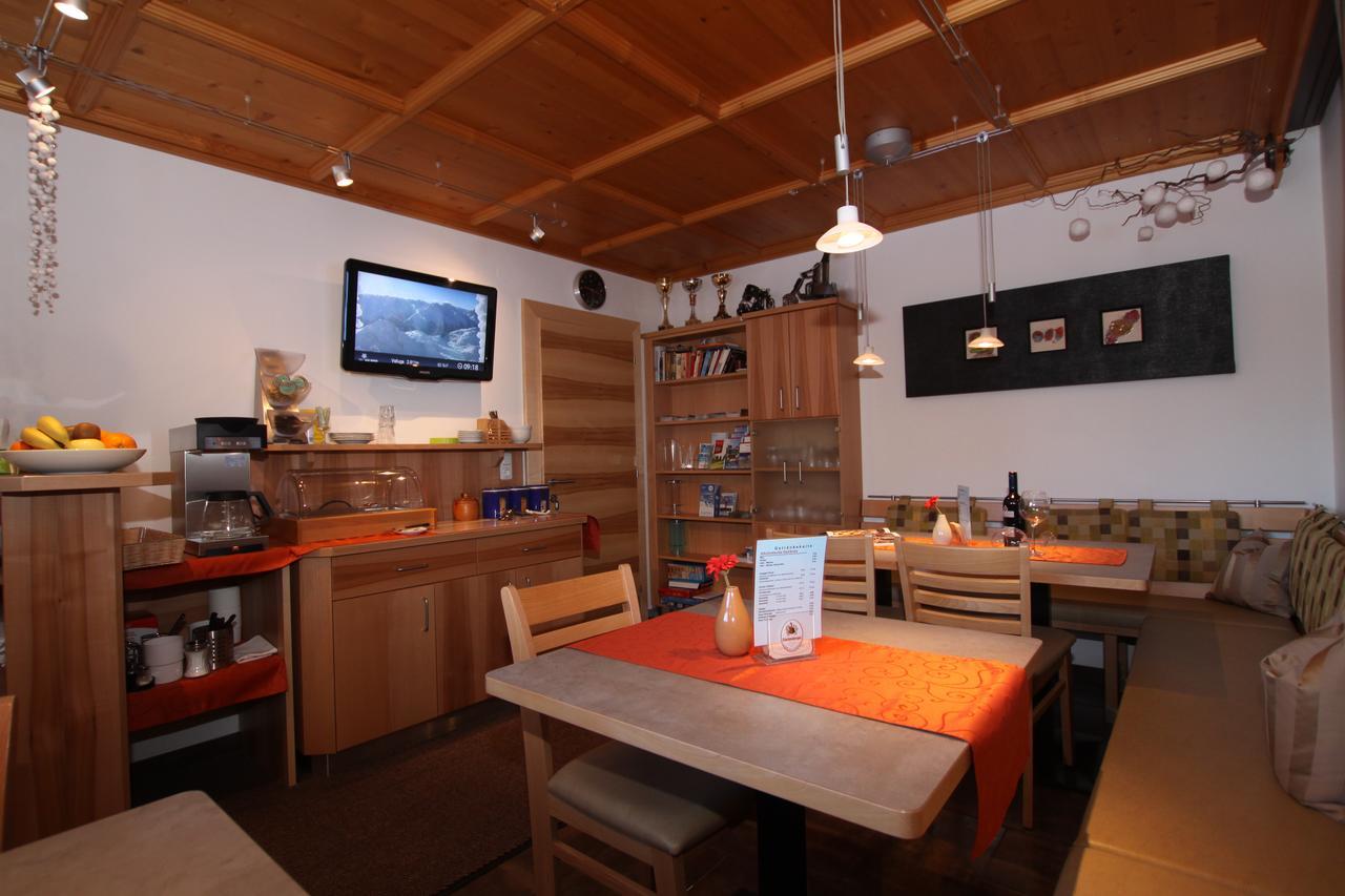 סן אנטון Gaestehaus Alpina מראה חיצוני תמונה